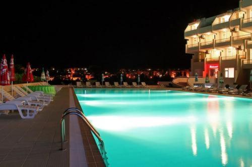 Panorama Hotel ซันดันสกี ภายนอก รูปภาพ
